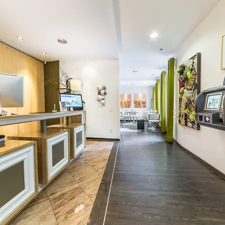 Arthotel Hotel
