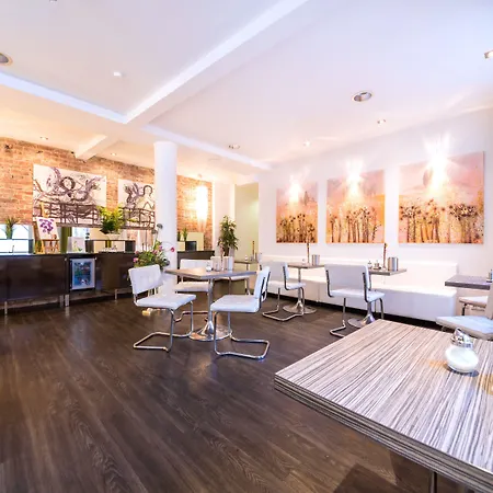 Arthotel Hotel