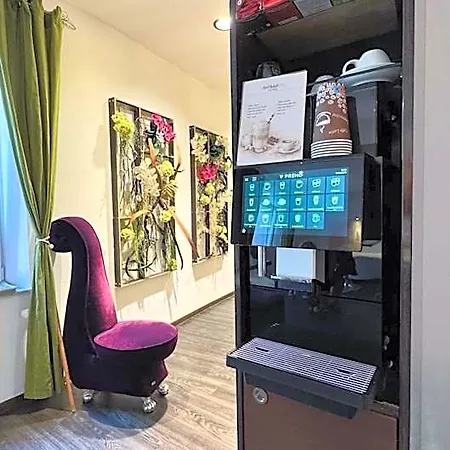 ホテル アートホテル シティ 3*