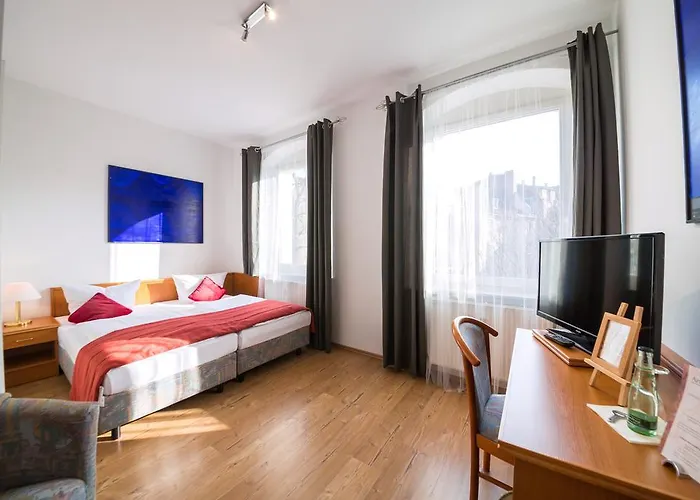 城市艺术酒店 酒店 3*