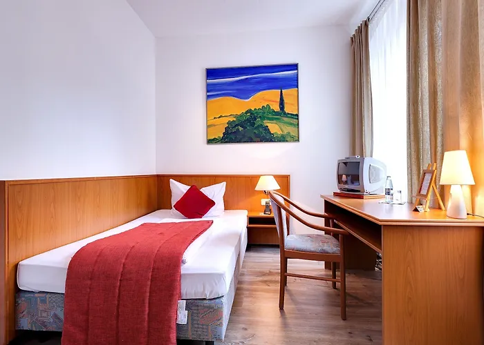 Arthotel Hotel 3*