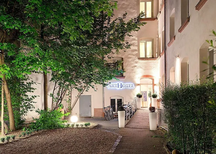 Hotel Arthotel 3*